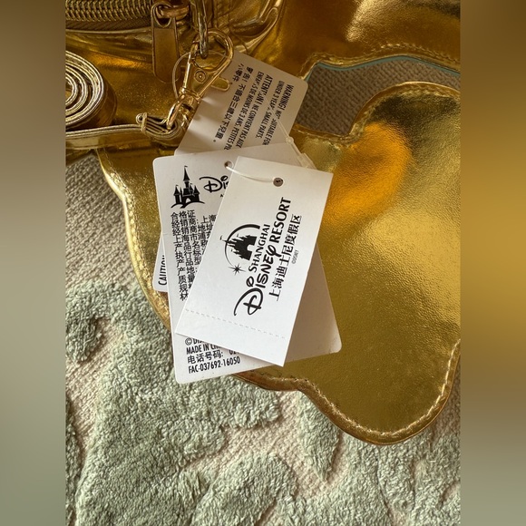 RARE Disney shanghai fantasia pegasus shoulder bag BNWT - Picture 4 of 4